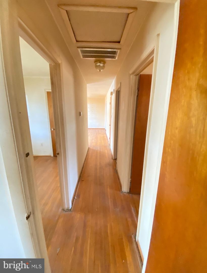 4520 EDINBURG DR, WOODBRIDGE, Virginia 22193, 3 Bedrooms Bedrooms, ,1 BathroomBathrooms,Residential,For sale,4520 EDINBURG DR,VAPW2112560 MLS # VAPW2112560