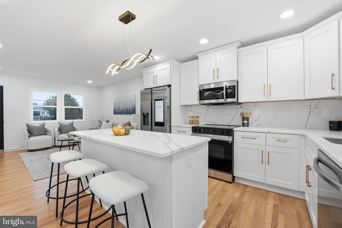 7555 ALLEGHANY RD, MANASSAS, Virginia 20111, 4 Bedrooms Bedrooms, ,2 BathroomsBathrooms,Residential,For sale,7555 ALLEGHANY RD,VAPW2112592 MLS # VAPW2112592