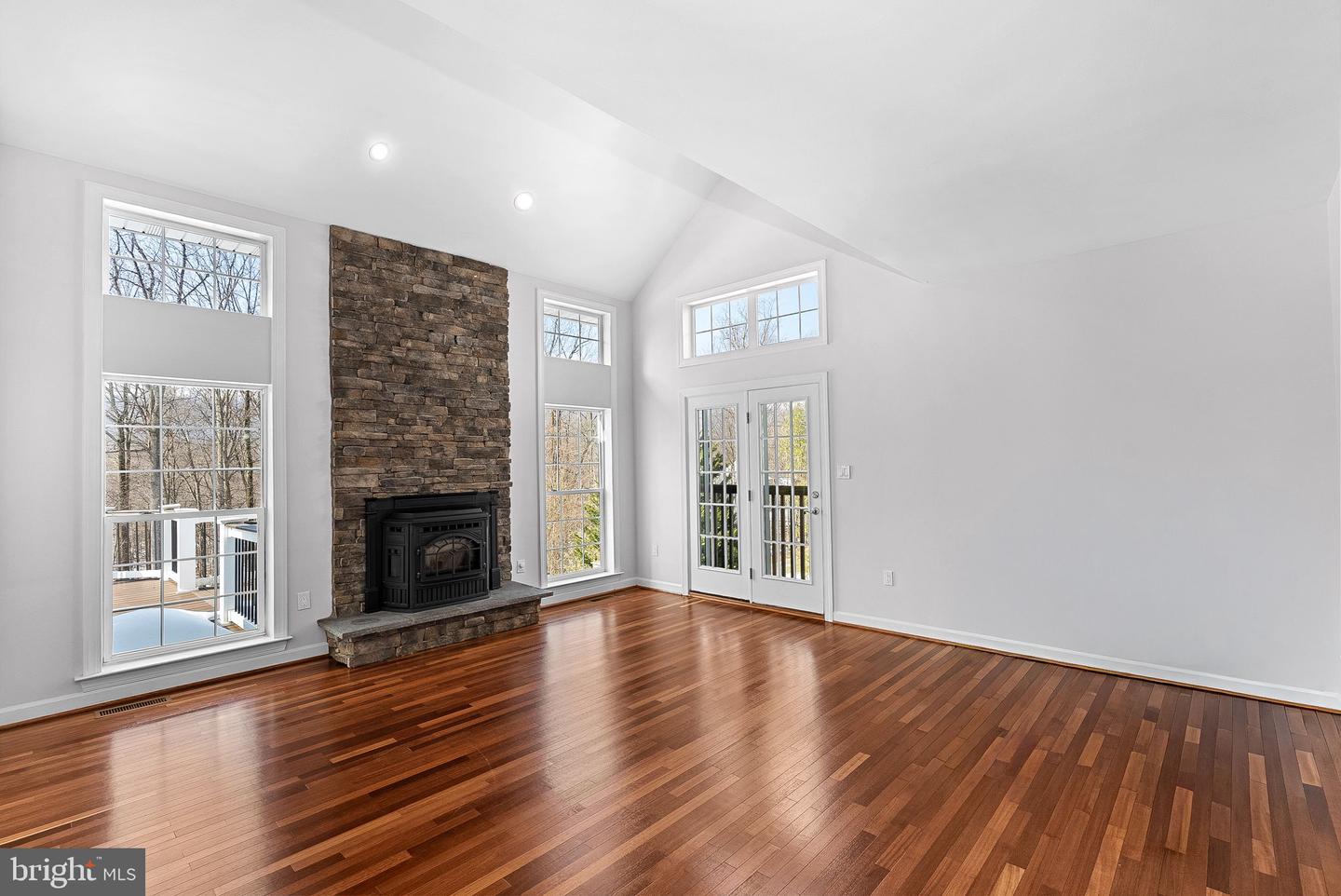 17229 GRAND VALLEY CT, ROUND HILL, Virginia 20141, 5 Bedrooms Bedrooms, ,4 BathroomsBathrooms,Residential,For sale,17229 GRAND VALLEY CT,VALO2116032 MLS # VALO2116032 17229 GRAND VALLEY CT, ROUND HILL, Virginia 20141, 5 Bedrooms Bedrooms, ,4 BathroomsBathrooms,Residential,For sale,17229 GRAND VALLEY CT,VALO2116032 MLS # VALO2116032