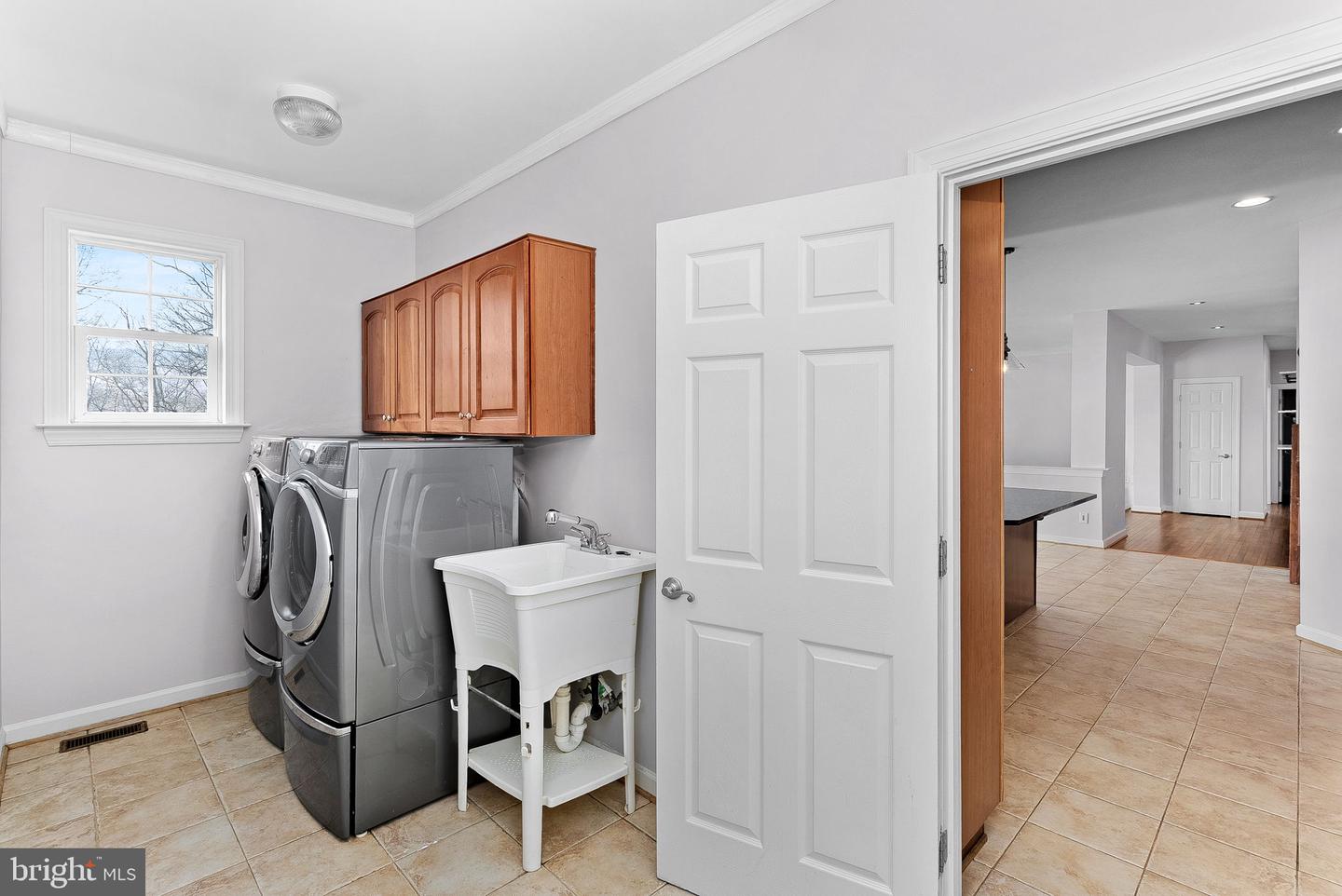 17229 GRAND VALLEY CT, ROUND HILL, Virginia 20141, 5 Bedrooms Bedrooms, ,4 BathroomsBathrooms,Residential,For sale,17229 GRAND VALLEY CT,VALO2116032 MLS # VALO2116032 17229 GRAND VALLEY CT, ROUND HILL, Virginia 20141, 5 Bedrooms Bedrooms, ,4 BathroomsBathrooms,Residential,For sale,17229 GRAND VALLEY CT,VALO2116032 MLS # VALO2116032