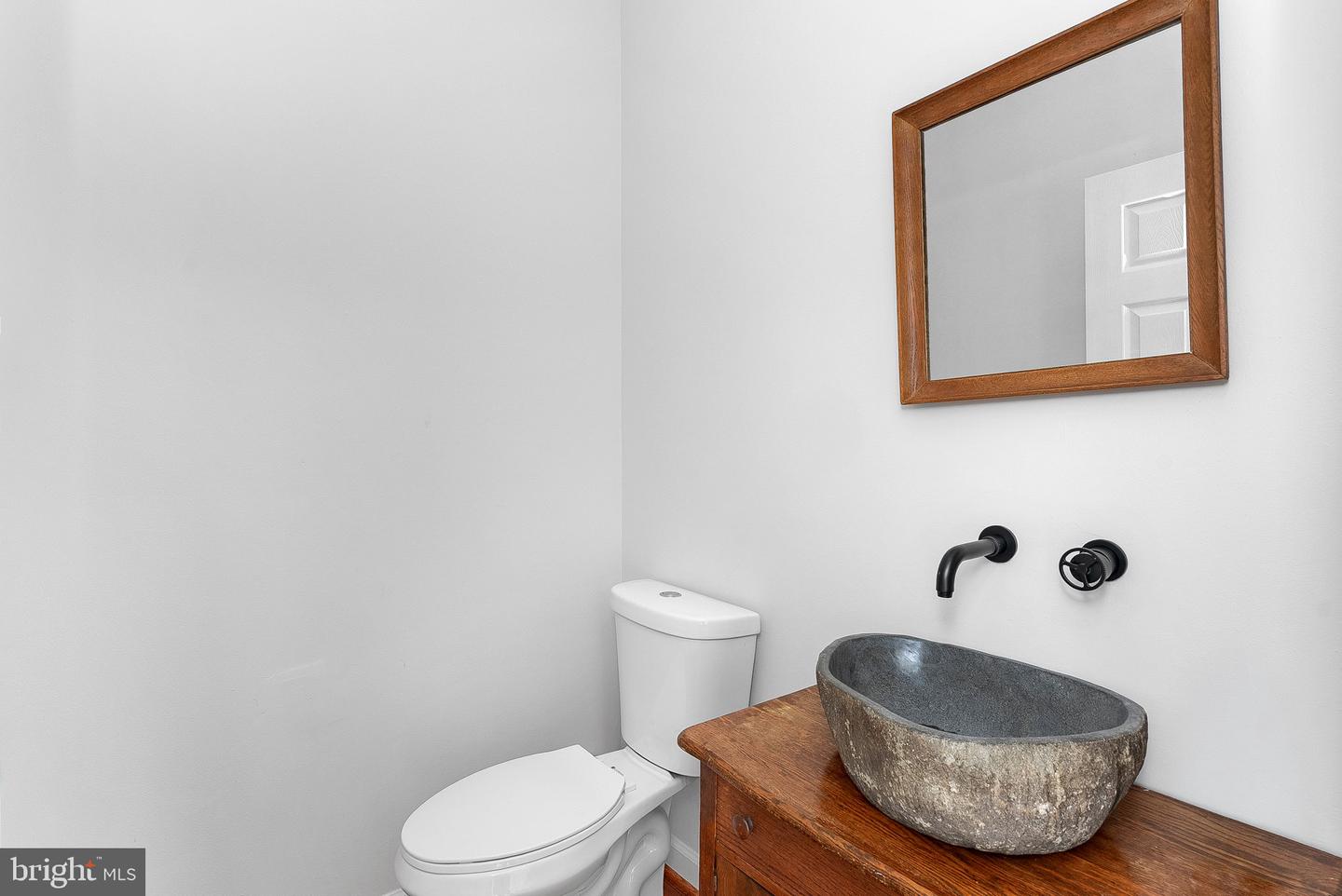 17229 GRAND VALLEY CT, ROUND HILL, Virginia 20141, 5 Bedrooms Bedrooms, ,4 BathroomsBathrooms,Residential,For sale,17229 GRAND VALLEY CT,VALO2116032 MLS # VALO2116032 17229 GRAND VALLEY CT, ROUND HILL, Virginia 20141, 5 Bedrooms Bedrooms, ,4 BathroomsBathrooms,Residential,For sale,17229 GRAND VALLEY CT,VALO2116032 MLS # VALO2116032