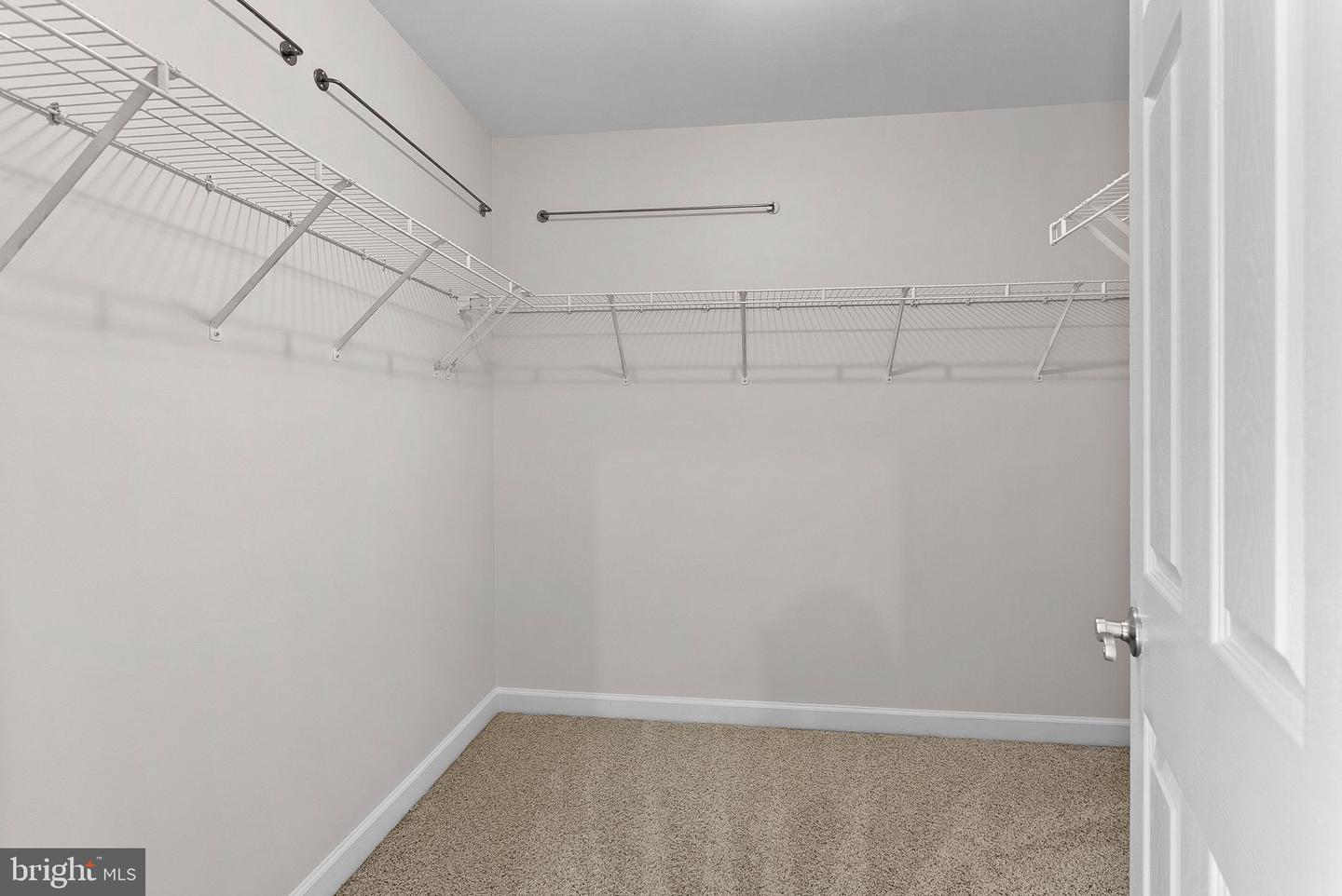 17229 GRAND VALLEY CT, ROUND HILL, Virginia 20141, 5 Bedrooms Bedrooms, ,4 BathroomsBathrooms,Residential,For sale,17229 GRAND VALLEY CT,VALO2116032 MLS # VALO2116032 17229 GRAND VALLEY CT, ROUND HILL, Virginia 20141, 5 Bedrooms Bedrooms, ,4 BathroomsBathrooms,Residential,For sale,17229 GRAND VALLEY CT,VALO2116032 MLS # VALO2116032