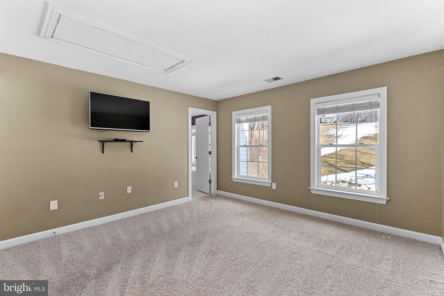 17229 GRAND VALLEY CT, ROUND HILL, Virginia 20141, 5 Bedrooms Bedrooms, ,4 BathroomsBathrooms,Residential,For sale,17229 GRAND VALLEY CT,VALO2116032 MLS # VALO2116032 17229 GRAND VALLEY CT, ROUND HILL, Virginia 20141, 5 Bedrooms Bedrooms, ,4 BathroomsBathrooms,Residential,For sale,17229 GRAND VALLEY CT,VALO2116032 MLS # VALO2116032