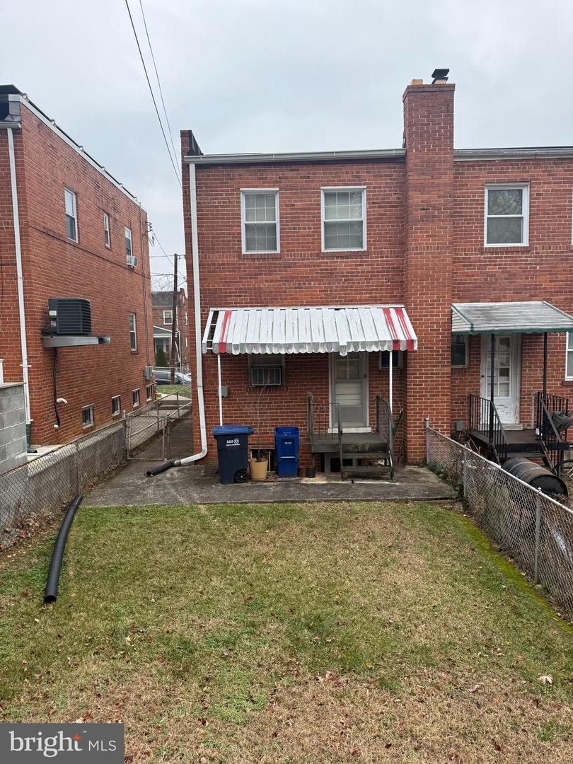 1519 FORT DAVIS PL SE, WASHINGTON, District Of Columbia 20020, 3 Bedrooms Bedrooms, ,1 BathroomBathrooms,Residential,For sale,1519 FORT DAVIS PL SE,DCDC2246456 MLS # DCDC2246456 1519 FORT DAVIS PL SE, WASHINGTON, District Of Columbia 20020, 3 Bedrooms Bedrooms, ,1 BathroomBathrooms,Residential,For sale,1519 FORT DAVIS PL SE,DCDC2246456 MLS # DCDC2246456