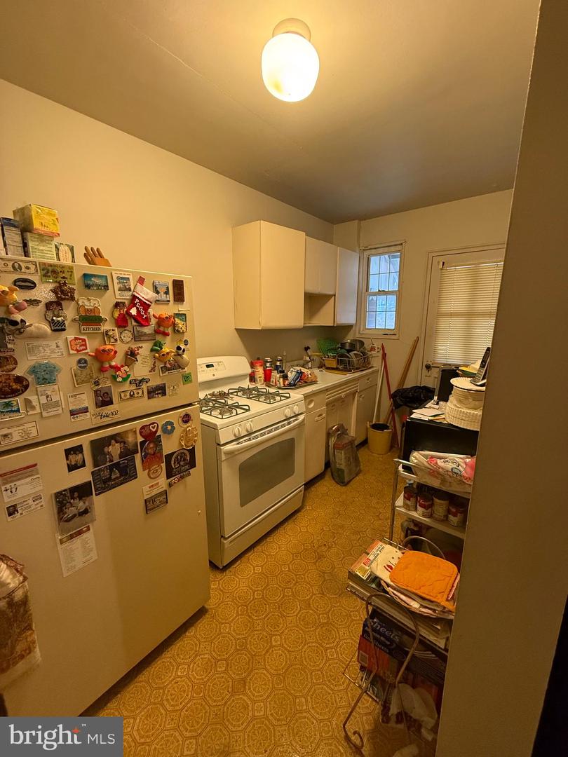 1519 FORT DAVIS PL SE, WASHINGTON, District Of Columbia 20020, 3 Bedrooms Bedrooms, ,1 BathroomBathrooms,Residential,For sale,1519 FORT DAVIS PL SE,DCDC2246456 MLS # DCDC2246456 1519 FORT DAVIS PL SE, WASHINGTON, District Of Columbia 20020, 3 Bedrooms Bedrooms, ,1 BathroomBathrooms,Residential,For sale,1519 FORT DAVIS PL SE,DCDC2246456 MLS # DCDC2246456