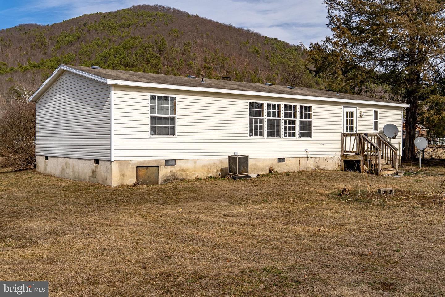 684 JOLLETT RD, ELKTON, Virginia 22827, 3 Bedrooms Bedrooms, ,2 BathroomsBathrooms,Residential,For sale,684 JOLLETT RD,VAPA2006050 MLS # VAPA2006050