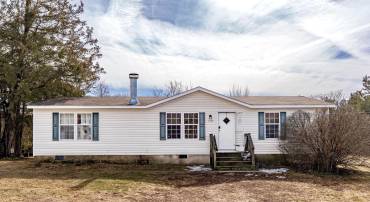 684 JOLLETT RD, ELKTON, Virginia 22827, 3 Bedrooms Bedrooms, ,2 BathroomsBathrooms,Residential,For sale,684 JOLLETT RD,VAPA2006050 MLS # VAPA2006050