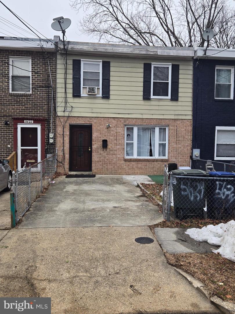 5624 CLAY PL NE, WASHINGTON, District Of Columbia 20019, 4 Bedrooms Bedrooms, ,1 BathroomBathrooms,Residential,For sale,5624 CLAY PL NE,DCDC2246484 MLS # DCDC2246484 5624 CLAY PL NE, WASHINGTON, District Of Columbia 20019, 4 Bedrooms Bedrooms, ,1 BathroomBathrooms,Residential,For sale,5624 CLAY PL NE,DCDC2246484 MLS # DCDC2246484