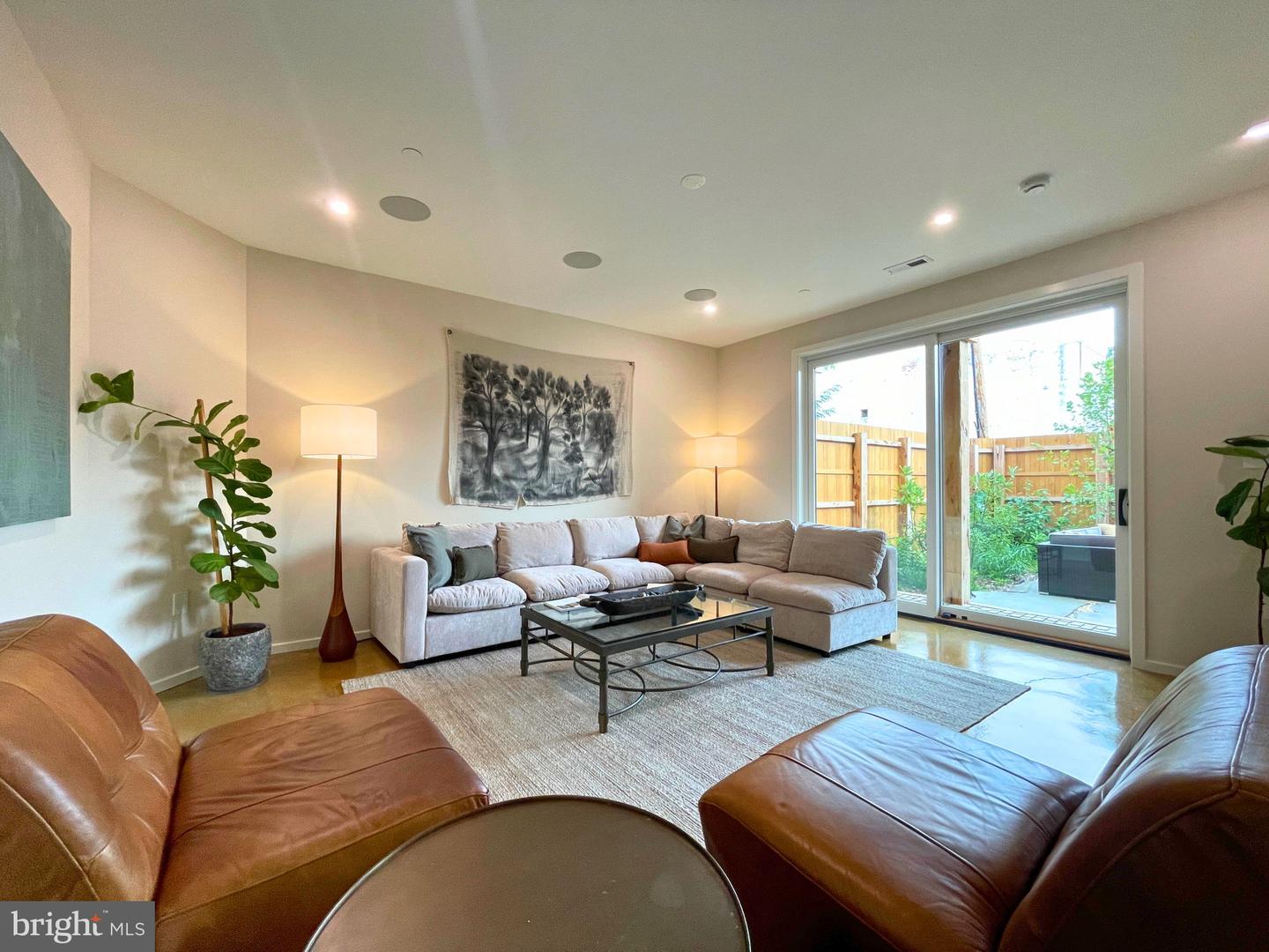 21 OVERBECK ALLEY NE, WASHINGTON, District Of Columbia 20002, 4 Bedrooms Bedrooms, ,3 BathroomsBathrooms,Residential,For sale,21 OVERBECK ALLEY NE,DCDC2246486 MLS # DCDC2246486