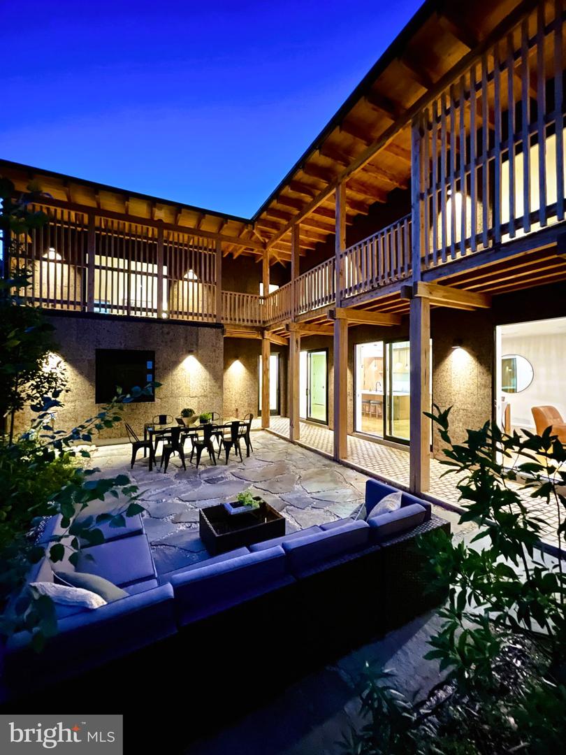 21 OVERBECK ALLEY NE, WASHINGTON, District Of Columbia 20002, 4 Bedrooms Bedrooms, ,3 BathroomsBathrooms,Residential,For sale,21 OVERBECK ALLEY NE,DCDC2246486 MLS # DCDC2246486