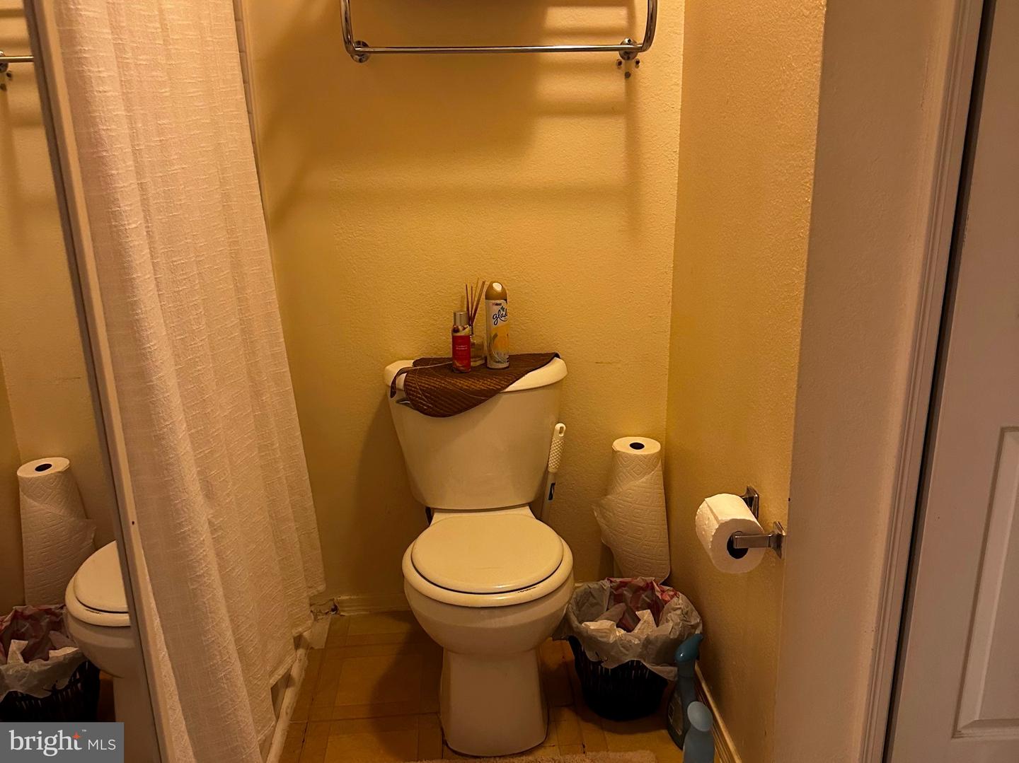 3315 WYNDHAM CIR #2233, ALEXANDRIA, Virginia 22302, 1 Bedroom Bedrooms, ,1 BathroomBathrooms,Residential,For sale,3315 WYNDHAM CIR #2233,VAAX2054238 MLS # VAAX2054238