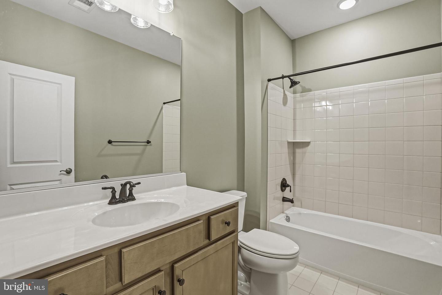 23626 JAYADEV TER, ASHBURN, Virginia 20148, 3 Bedrooms Bedrooms, ,2 BathroomsBathrooms,Residential,For sale,23626 JAYADEV TER,VALO2116096 MLS # VALO2116096