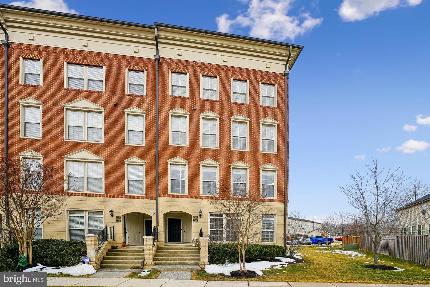 7706 CEDAR BRANCH DR, GAINESVILLE, Virginia 20155, 2 Bedrooms Bedrooms, ,2 BathroomsBathrooms,Residential,For sale,7706 CEDAR BRANCH DR,VAPW2112664 MLS # VAPW2112664