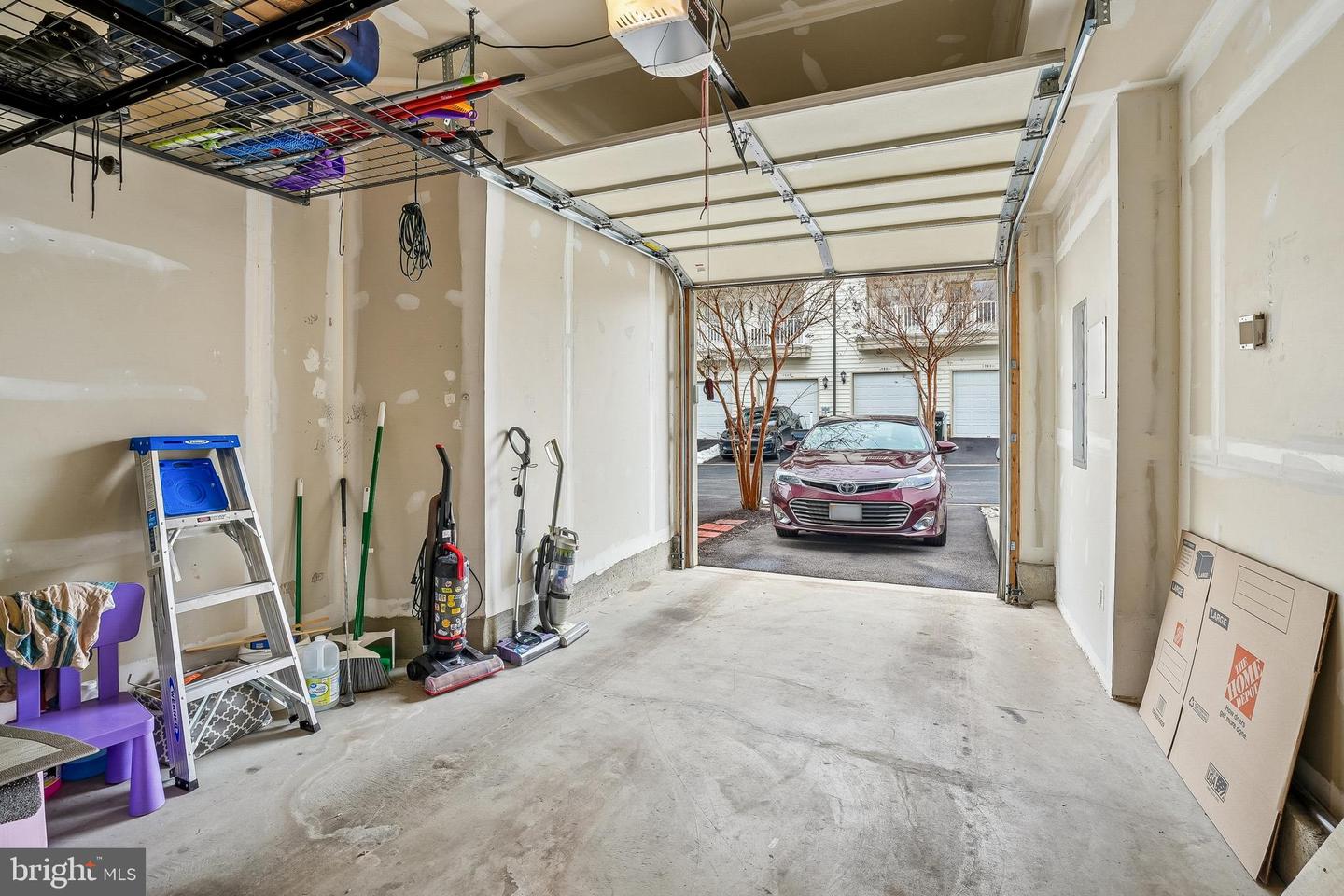 7706 CEDAR BRANCH DR, GAINESVILLE, Virginia 20155, 2 Bedrooms Bedrooms, ,2 BathroomsBathrooms,Residential,For sale,7706 CEDAR BRANCH DR,VAPW2112664 MLS # VAPW2112664