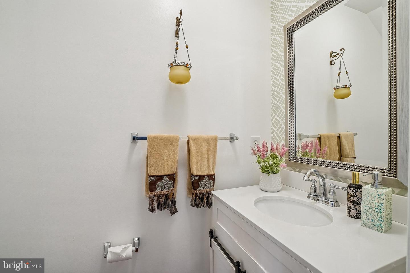 7706 CEDAR BRANCH DR, GAINESVILLE, Virginia 20155, 2 Bedrooms Bedrooms, ,2 BathroomsBathrooms,Residential,For sale,7706 CEDAR BRANCH DR,VAPW2112664 MLS # VAPW2112664