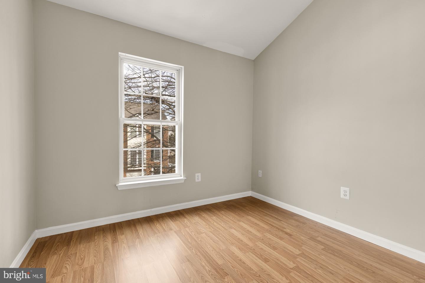 4110 FAIRFAX CENTER CREEK DR, FAIRFAX, Virginia 22030, 3 Bedrooms Bedrooms, ,2 BathroomsBathrooms,Residential,For sale,4110 FAIRFAX CENTER CREEK DR,VAFX2291482 MLS # VAFX2291482