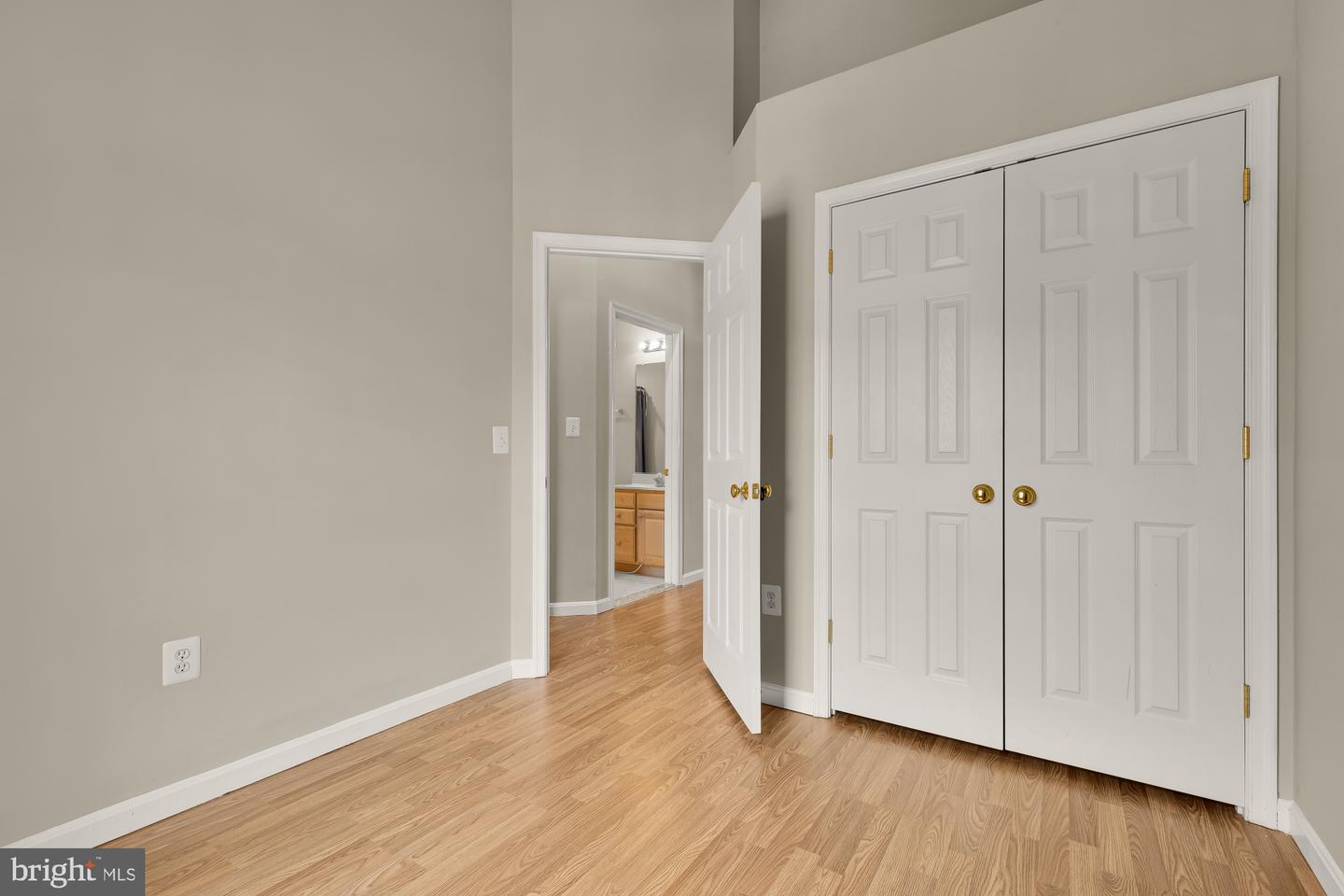 4110 FAIRFAX CENTER CREEK DR, FAIRFAX, Virginia 22030, 3 Bedrooms Bedrooms, ,2 BathroomsBathrooms,Residential,For sale,4110 FAIRFAX CENTER CREEK DR,VAFX2291482 MLS # VAFX2291482