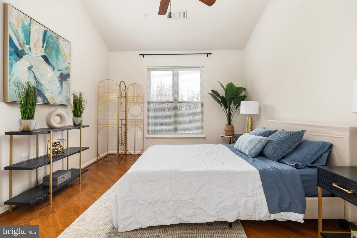 12915 ALTON SQ #411, HERNDON, Virginia 20170, 2 Bedrooms Bedrooms, ,1 BathroomBathrooms,Residential,For sale,12915 ALTON SQ #411,VAFX2291568 MLS # VAFX2291568