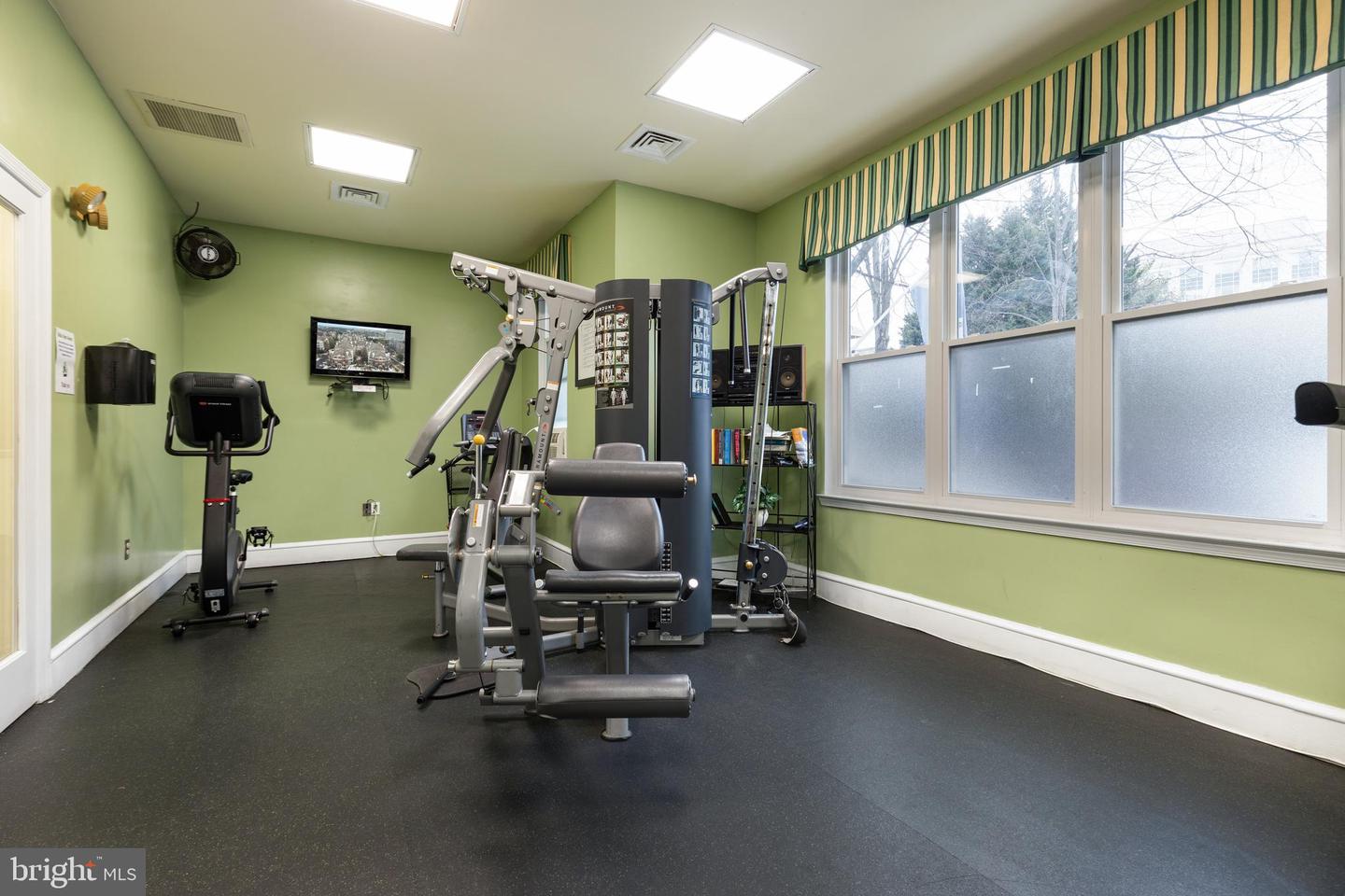 12915 ALTON SQ #411, HERNDON, Virginia 20170, 2 Bedrooms Bedrooms, ,1 BathroomBathrooms,Residential,For sale,12915 ALTON SQ #411,VAFX2291568 MLS # VAFX2291568