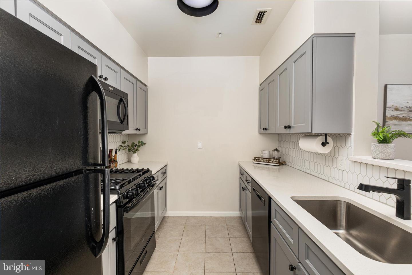 12915 ALTON SQ #411, HERNDON, Virginia 20170, 2 Bedrooms Bedrooms, ,1 BathroomBathrooms,Residential,For sale,12915 ALTON SQ #411,VAFX2291568 MLS # VAFX2291568