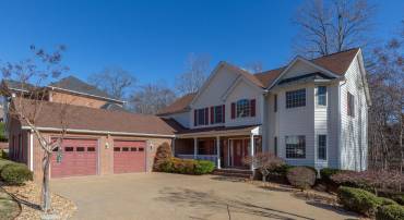 1001 FEATHERSTON CT, FREDERICKSBURG, Virginia 22401, 5 Bedrooms Bedrooms, ,4 BathroomsBathrooms,Residential,For sale,1001 FEATHERSTON CT,VAFB2009682 MLS # VAFB2009682