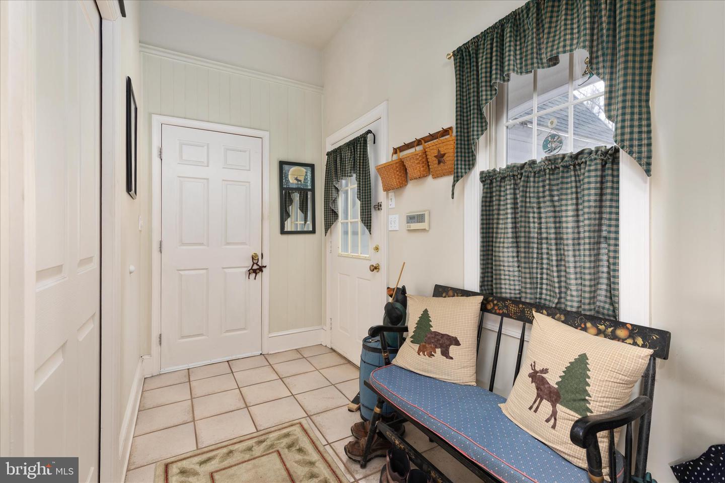 101 DOGWOOD DR, WOODSTOCK, Virginia 22664, 4 Bedrooms Bedrooms, ,3 BathroomsBathrooms,Residential,For sale,101 DOGWOOD DR,VASH2013616 MLS # VASH2013616 101 DOGWOOD DR, WOODSTOCK, Virginia 22664, 4 Bedrooms Bedrooms, ,3 BathroomsBathrooms,Residential,For sale,101 DOGWOOD DR,VASH2013616 MLS # VASH2013616