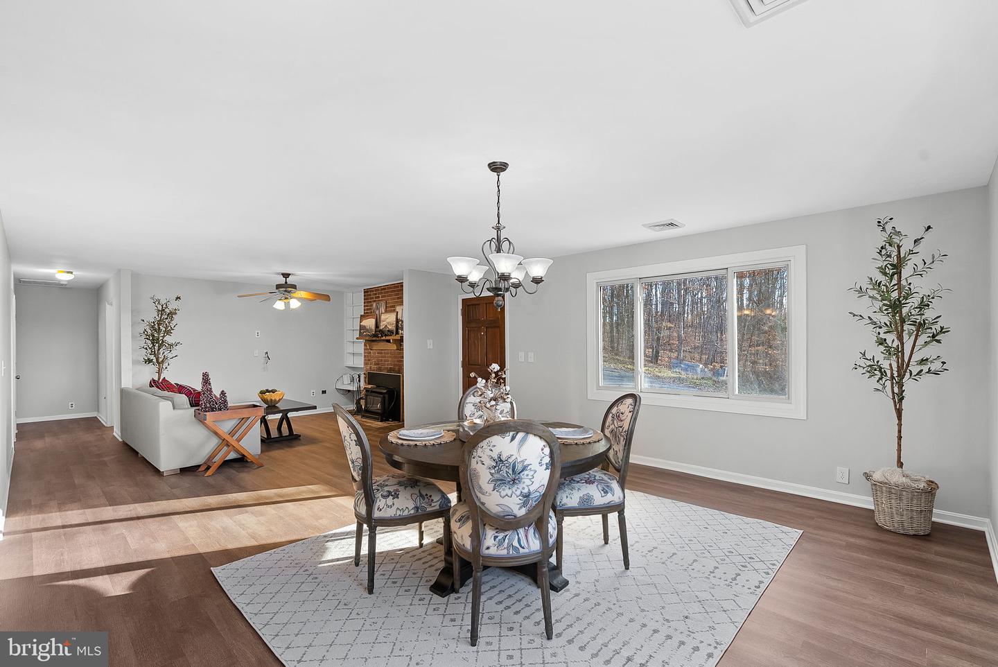 5260 DAPPLE LN, WARRENTON, Virginia 20187, 3 Bedrooms Bedrooms, ,2 BathroomsBathrooms,Residential,For sale,5260 DAPPLE LN,VAFQ2020626 MLS # VAFQ2020626