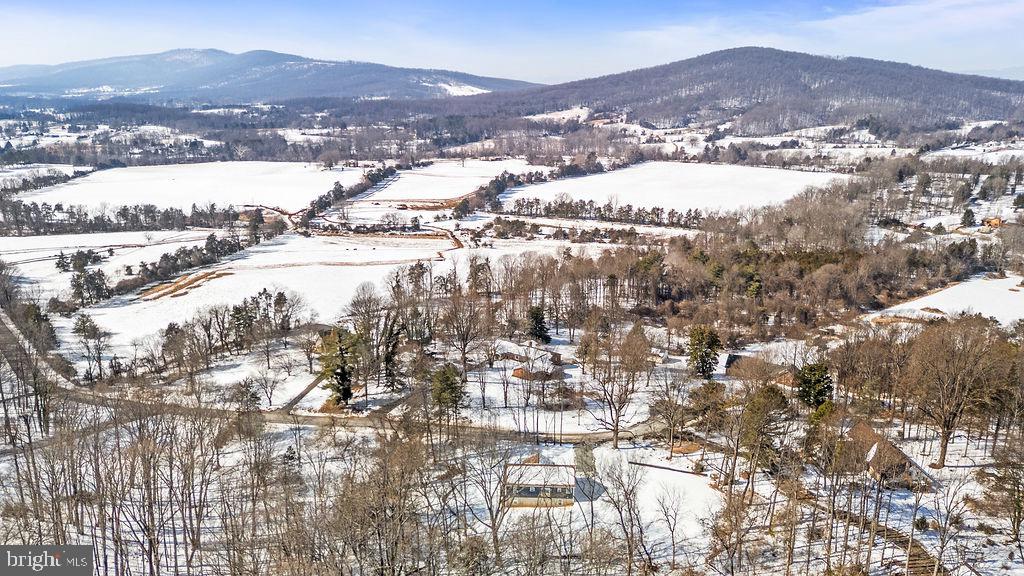 18289 CAMERON RD, GORDONSVILLE, Virginia 22942, 5 Bedrooms Bedrooms, ,3 BathroomsBathrooms,Residential,For sale,18289 CAMERON RD,VAOR2013340 MLS # VAOR2013340 18289 CAMERON RD, GORDONSVILLE, Virginia 22942, 5 Bedrooms Bedrooms, ,3 BathroomsBathrooms,Residential,For sale,18289 CAMERON RD,VAOR2013340 MLS # VAOR2013340