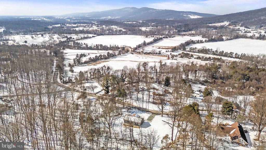 18289 CAMERON RD, GORDONSVILLE, Virginia 22942, 5 Bedrooms Bedrooms, ,3 BathroomsBathrooms,Residential,For sale,18289 CAMERON RD,VAOR2013340 MLS # VAOR2013340 18289 CAMERON RD, GORDONSVILLE, Virginia 22942, 5 Bedrooms Bedrooms, ,3 BathroomsBathrooms,Residential,For sale,18289 CAMERON RD,VAOR2013340 MLS # VAOR2013340