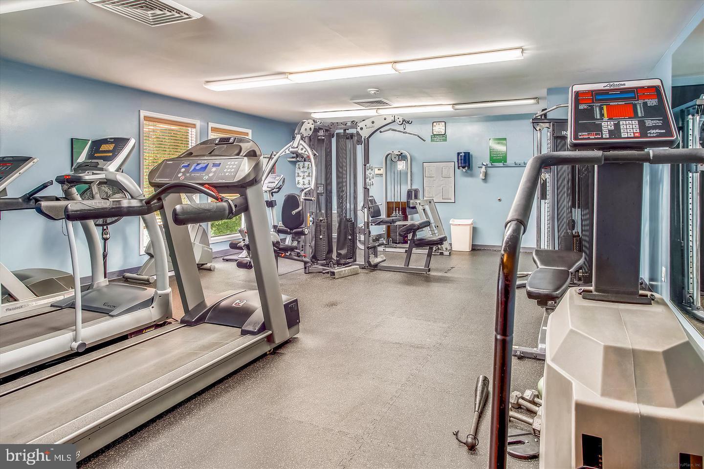 11021 FOLKSIE CT #102, MANASSAS, Virginia 20109, 2 Bedrooms Bedrooms, ,2 BathroomsBathrooms,Residential,For sale,11021 FOLKSIE CT #102,VAPW2112806 MLS # VAPW2112806