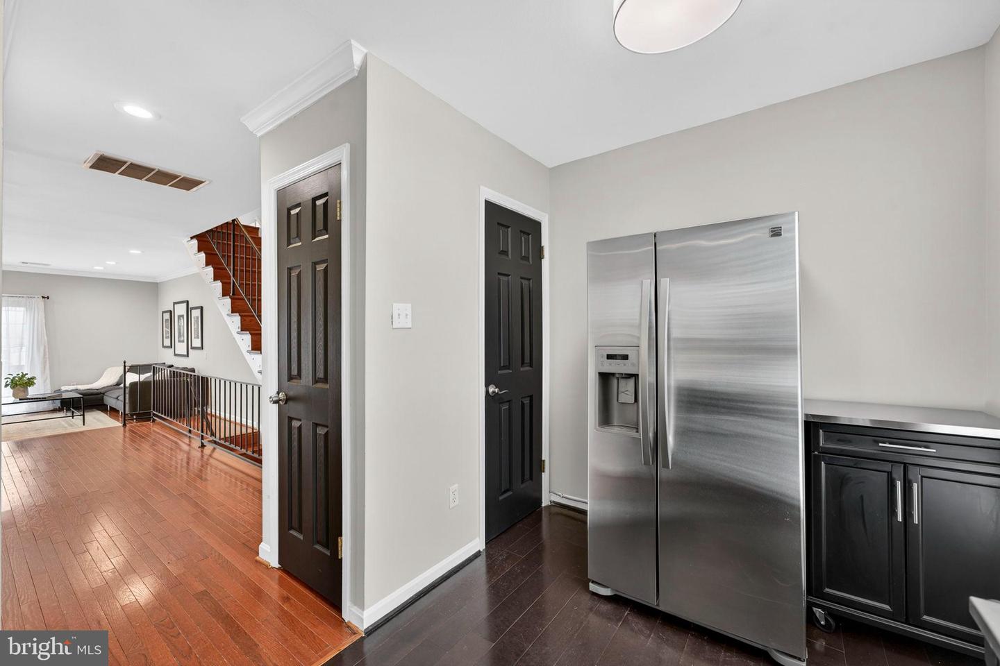 1117 G ST SE, WASHINGTON, District Of Columbia 20003, 4 Bedrooms Bedrooms, 8 Rooms Rooms,3 BathroomsBathrooms,Residential,For sale,1117 G ST SE,DCDC2246858 MLS # DCDC2246858 1117 G ST SE, WASHINGTON, District Of Columbia 20003, 4 Bedrooms Bedrooms, 8 Rooms Rooms,3 BathroomsBathrooms,Residential,For sale,1117 G ST SE,DCDC2246858 MLS # DCDC2246858