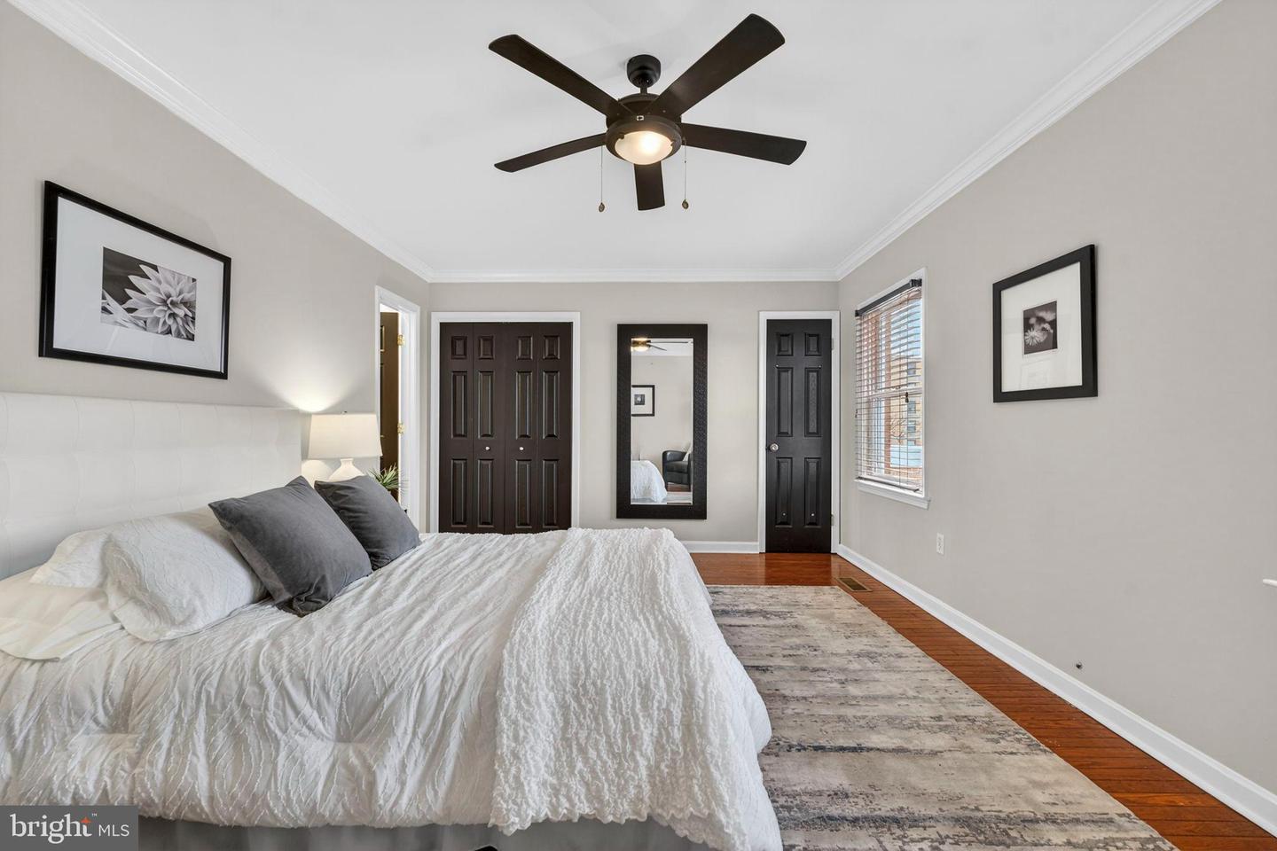 1117 G ST SE, WASHINGTON, District Of Columbia 20003, 4 Bedrooms Bedrooms, 8 Rooms Rooms,3 BathroomsBathrooms,Residential,For sale,1117 G ST SE,DCDC2246858 MLS # DCDC2246858 1117 G ST SE, WASHINGTON, District Of Columbia 20003, 4 Bedrooms Bedrooms, 8 Rooms Rooms,3 BathroomsBathrooms,Residential,For sale,1117 G ST SE,DCDC2246858 MLS # DCDC2246858