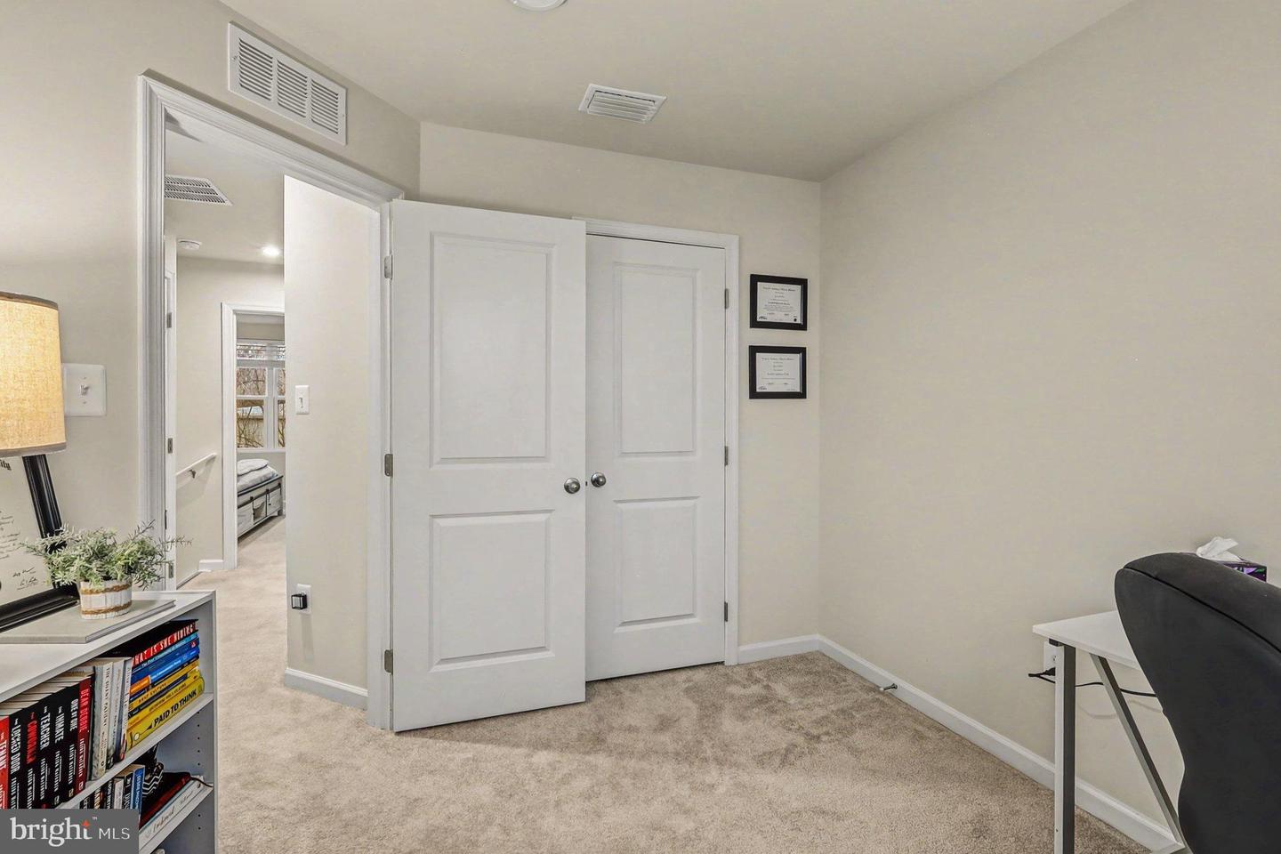 137 KENSINGTON CIR, MIDDLETOWN, Virginia 22645, 3 Bedrooms Bedrooms, ,2 BathroomsBathrooms,Residential,For sale,137 KENSINGTON CIR,VAFV2039674 MLS # VAFV2039674 137 KENSINGTON CIR, MIDDLETOWN, Virginia 22645, 3 Bedrooms Bedrooms, ,2 BathroomsBathrooms,Residential,For sale,137 KENSINGTON CIR,VAFV2039674 MLS # VAFV2039674