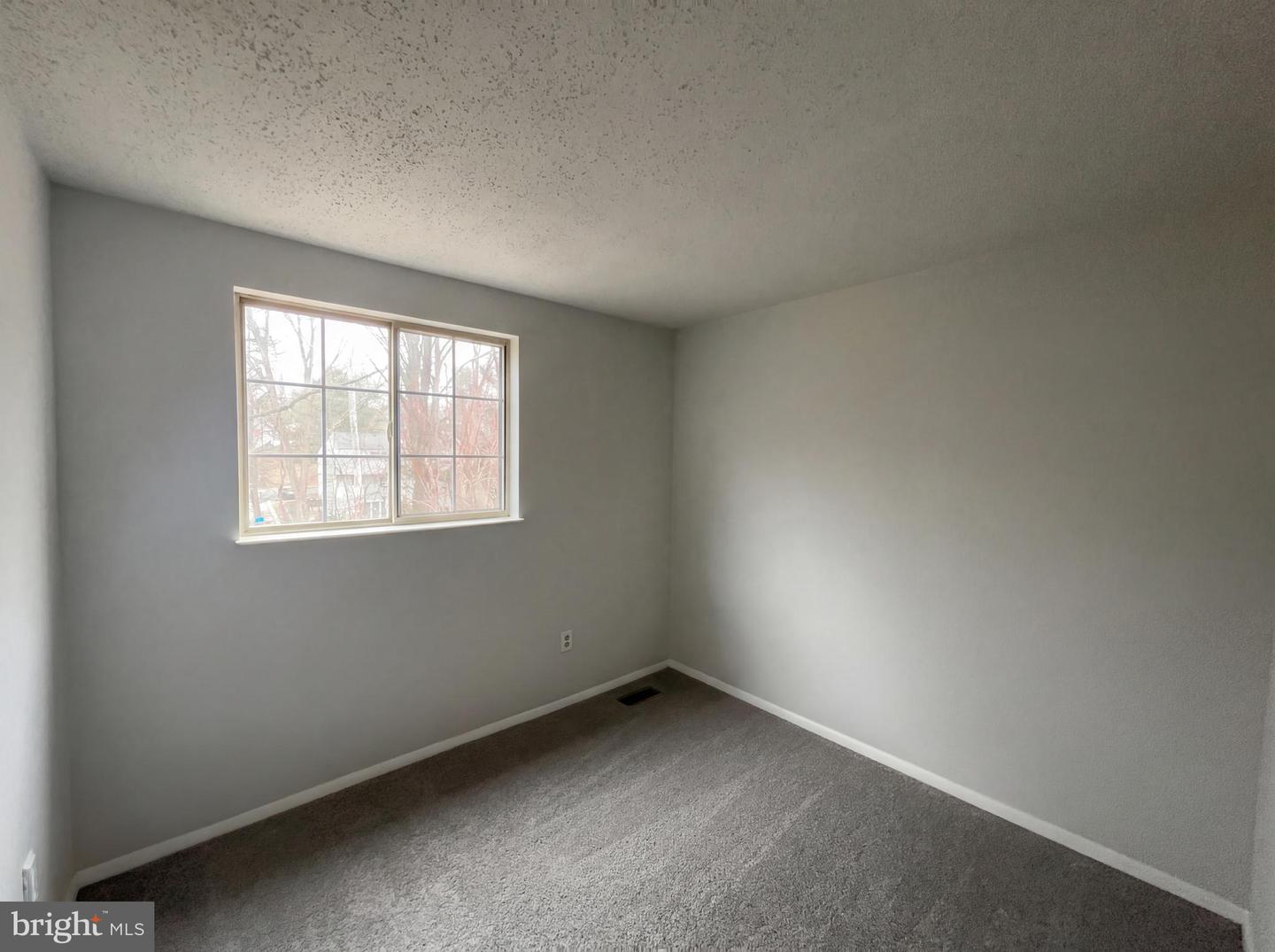 13524 BENTLEY CIR, WOODBRIDGE, Virginia 22192, 3 Bedrooms Bedrooms, ,1 BathroomBathrooms,Residential,For sale,13524 BENTLEY CIR,VAPW2112820 MLS # VAPW2112820