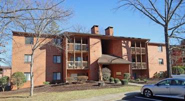 103 TURTLE CREEK RD #9, CHARLOTTESVILLE, Virginia 22901, 2 Bedrooms Bedrooms, ,2 BathroomsBathrooms,Residential,For sale,103 TURTLE CREEK RD #9,673435 MLS # 673435