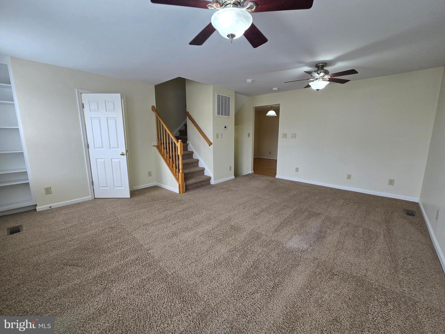 7221 WYTHEVILLE CIR, FREDERICKSBURG, Virginia 22407, 3 Bedrooms Bedrooms, ,2 BathroomsBathrooms,Residential,For sale,7221 WYTHEVILLE CIR,VASP2039388 MLS # VASP2039388