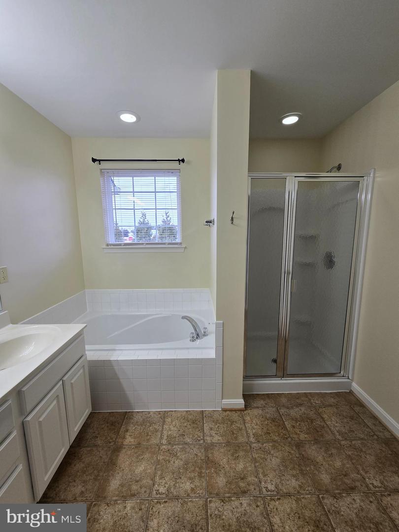 7221 WYTHEVILLE CIR, FREDERICKSBURG, Virginia 22407, 3 Bedrooms Bedrooms, ,2 BathroomsBathrooms,Residential,For sale,7221 WYTHEVILLE CIR,VASP2039388 MLS # VASP2039388