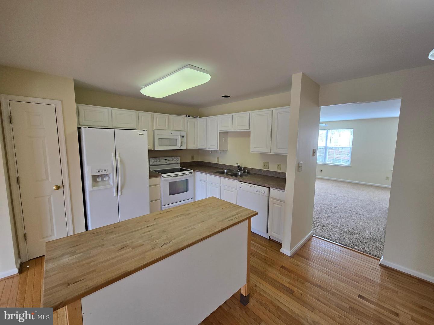 7221 WYTHEVILLE CIR, FREDERICKSBURG, Virginia 22407, 3 Bedrooms Bedrooms, ,2 BathroomsBathrooms,Residential,For sale,7221 WYTHEVILLE CIR,VASP2039388 MLS # VASP2039388