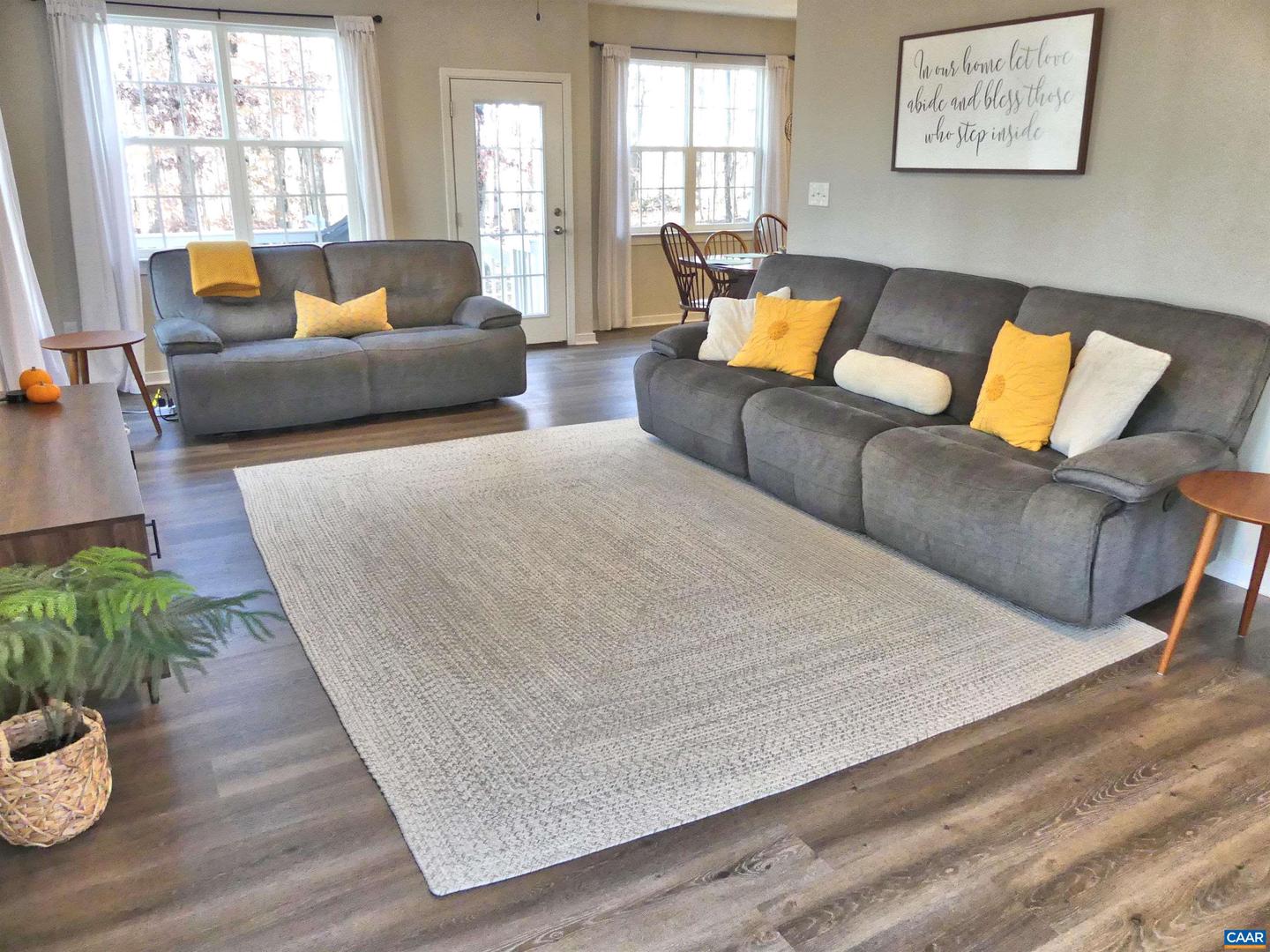 2395 BEAVERDAM RD, KESWICK, Virginia 22947, 4 Bedrooms Bedrooms, ,2 BathroomsBathrooms,Residential,For sale,2395 BEAVERDAM RD,673442 MLS # 673442 2395 BEAVERDAM RD, KESWICK, Virginia 22947, 4 Bedrooms Bedrooms, ,2 BathroomsBathrooms,Residential,For sale,2395 BEAVERDAM RD,673442 MLS # 673442