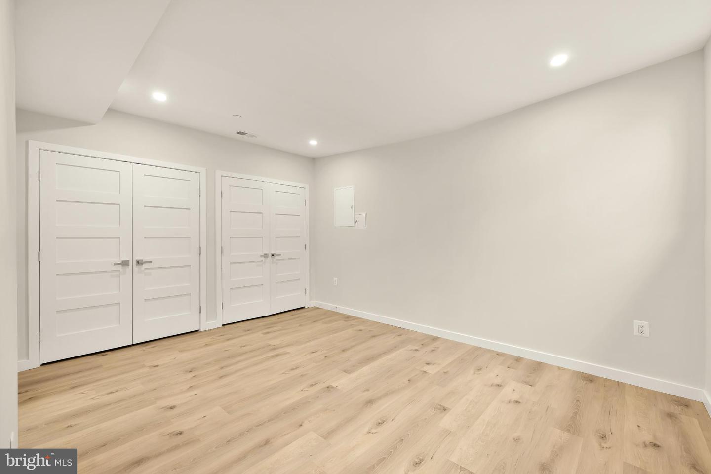 1516 LEVIS ST NE #1, WASHINGTON, District Of Columbia 20002, 4 Bedrooms Bedrooms, 8 Rooms Rooms,4 BathroomsBathrooms,Residential,For sale,1516 LEVIS ST NE #1,DCDC2246878 MLS # DCDC2246878