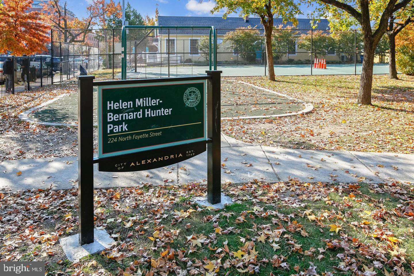 603 BASHFORD LN #1, ALEXANDRIA, Virginia 22314, 2 Bedrooms Bedrooms, ,2 BathroomsBathrooms,Residential,For sale,603 BASHFORD LN #1,VAAX2054310 MLS # VAAX2054310