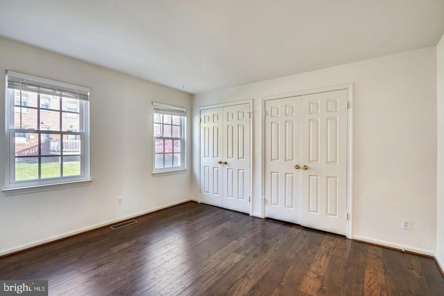 603 BASHFORD LN #1, ALEXANDRIA, Virginia 22314, 2 Bedrooms Bedrooms, ,2 BathroomsBathrooms,Residential,For sale,603 BASHFORD LN #1,VAAX2054310 MLS # VAAX2054310