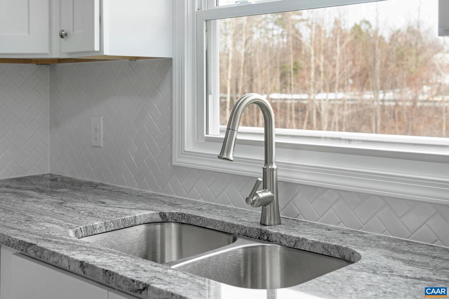 115 DEERWOOD DR, CHARLOTTESVILLE, Virginia 22911, 3 Bedrooms Bedrooms, ,3 BathroomsBathrooms,Residential,For sale,115 DEERWOOD DR,673454 MLS # 673454 115 DEERWOOD DR, CHARLOTTESVILLE, Virginia 22911, 3 Bedrooms Bedrooms, ,3 BathroomsBathrooms,Residential,For sale,115 DEERWOOD DR,673454 MLS # 673454