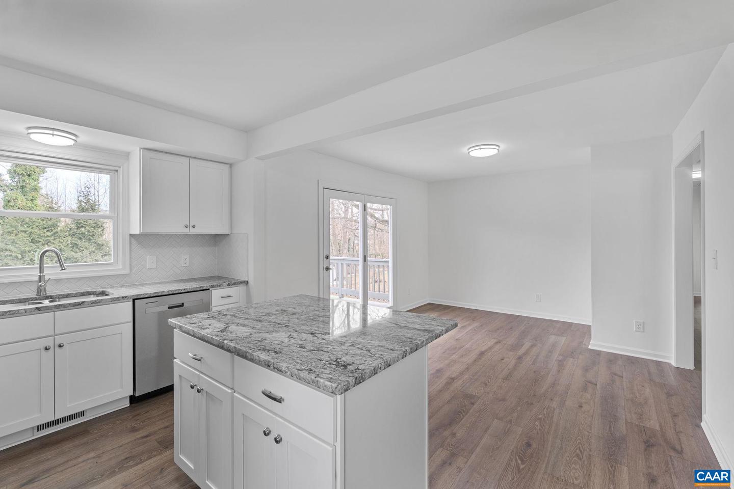 115 DEERWOOD DR, CHARLOTTESVILLE, Virginia 22911, 3 Bedrooms Bedrooms, ,3 BathroomsBathrooms,Residential,For sale,115 DEERWOOD DR,673454 MLS # 673454 115 DEERWOOD DR, CHARLOTTESVILLE, Virginia 22911, 3 Bedrooms Bedrooms, ,3 BathroomsBathrooms,Residential,For sale,115 DEERWOOD DR,673454 MLS # 673454