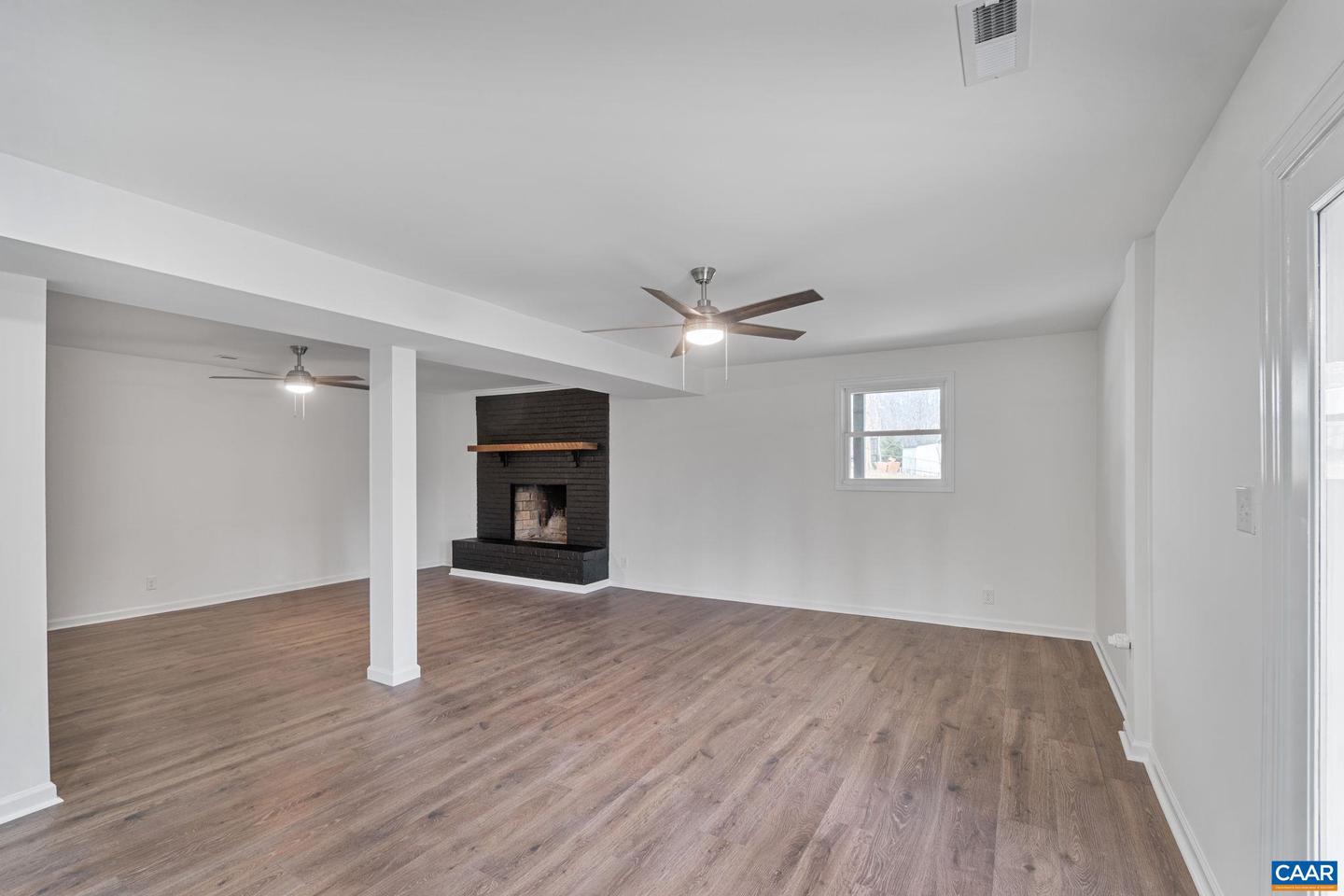 115 DEERWOOD DR, CHARLOTTESVILLE, Virginia 22911, 3 Bedrooms Bedrooms, ,3 BathroomsBathrooms,Residential,For sale,115 DEERWOOD DR,673454 MLS # 673454 115 DEERWOOD DR, CHARLOTTESVILLE, Virginia 22911, 3 Bedrooms Bedrooms, ,3 BathroomsBathrooms,Residential,For sale,115 DEERWOOD DR,673454 MLS # 673454