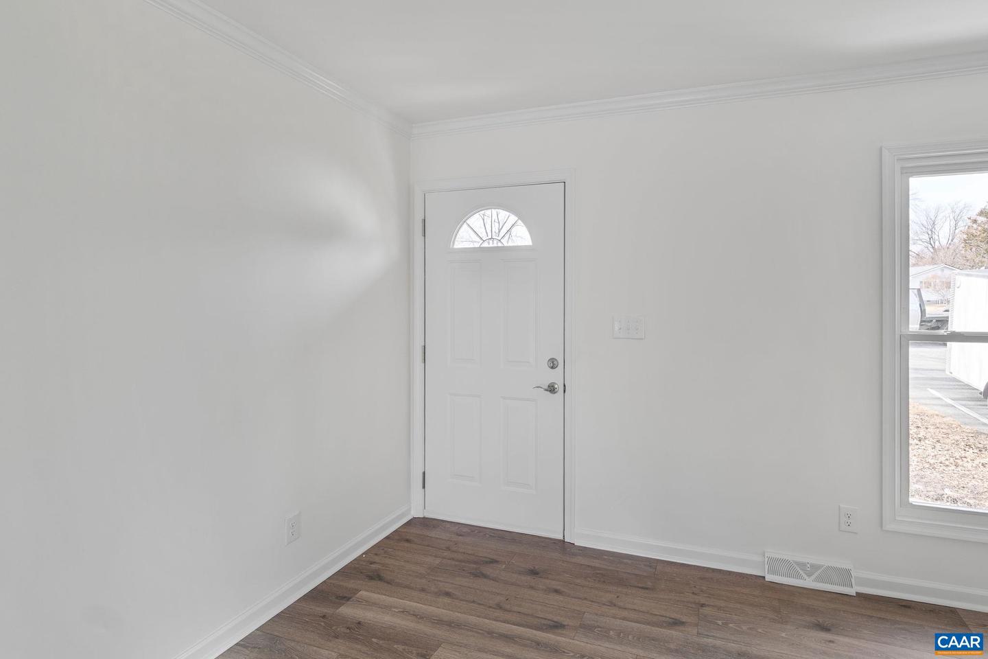 115 DEERWOOD DR, CHARLOTTESVILLE, Virginia 22911, 3 Bedrooms Bedrooms, ,3 BathroomsBathrooms,Residential,For sale,115 DEERWOOD DR,673454 MLS # 673454 115 DEERWOOD DR, CHARLOTTESVILLE, Virginia 22911, 3 Bedrooms Bedrooms, ,3 BathroomsBathrooms,Residential,For sale,115 DEERWOOD DR,673454 MLS # 673454