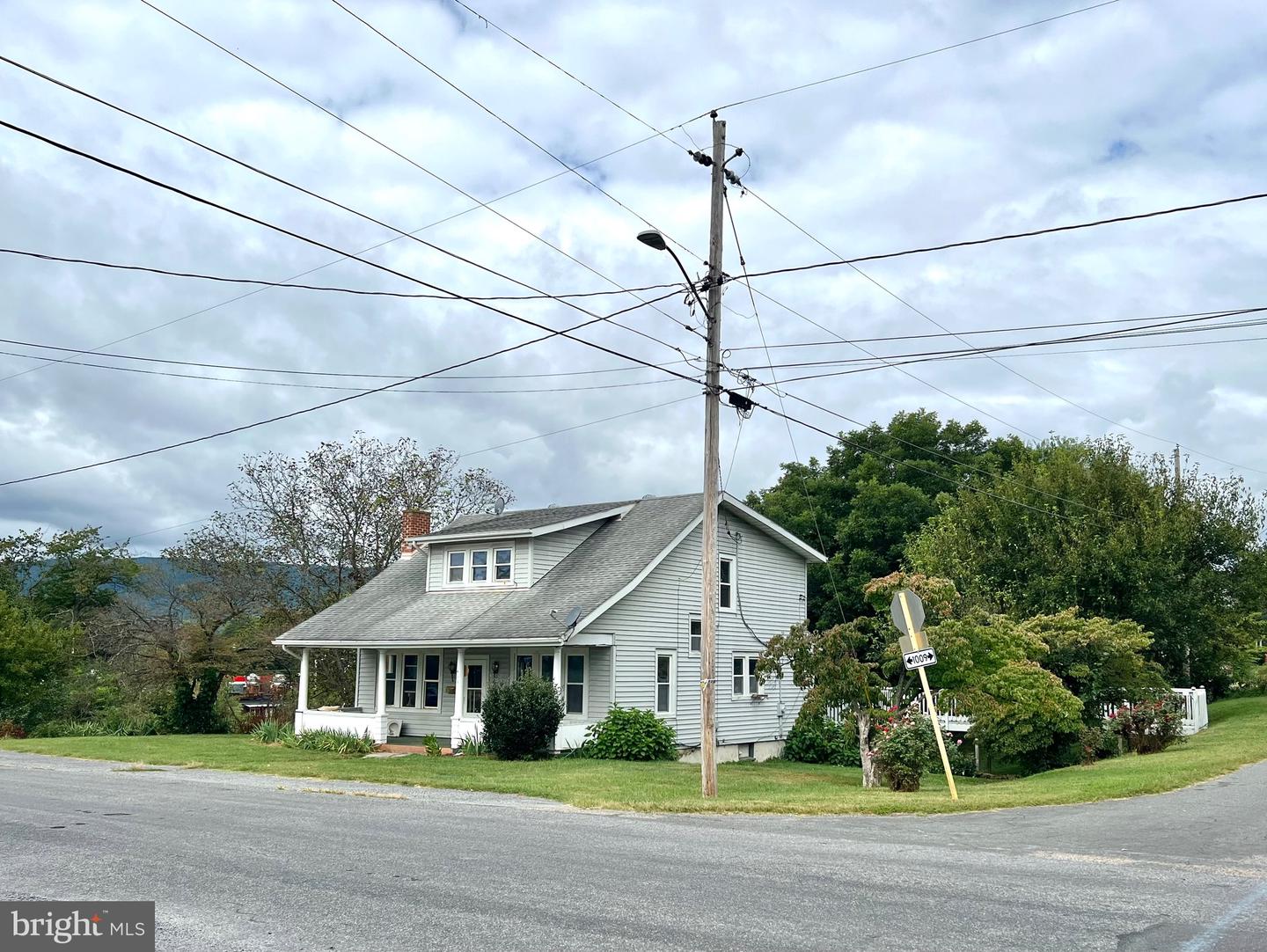 411 SHENANDOAH AVE, SHENANDOAH, Virginia 22849, 3 Bedrooms Bedrooms, ,1 BathroomBathrooms,Residential,For sale,411 SHENANDOAH AVE,VAPA2005294 MLS # VAPA2005294