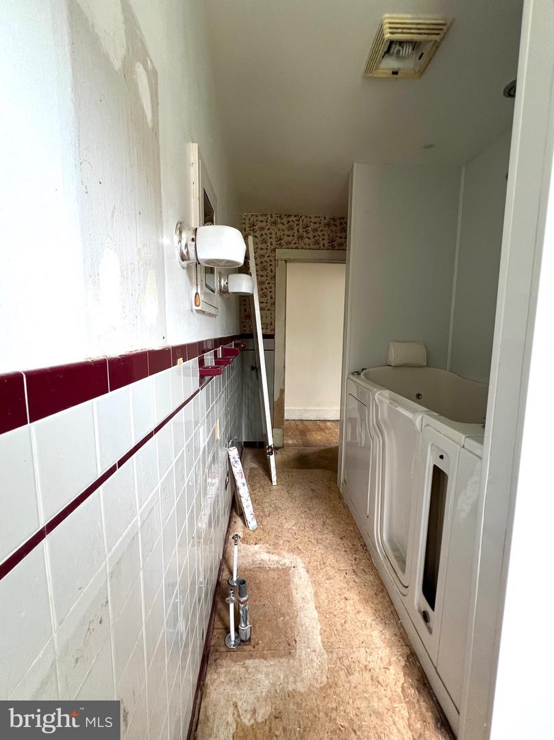 411 SHENANDOAH AVE, SHENANDOAH, Virginia 22849, 3 Bedrooms Bedrooms, ,1 BathroomBathrooms,Residential,For sale,411 SHENANDOAH AVE,VAPA2005294 MLS # VAPA2005294