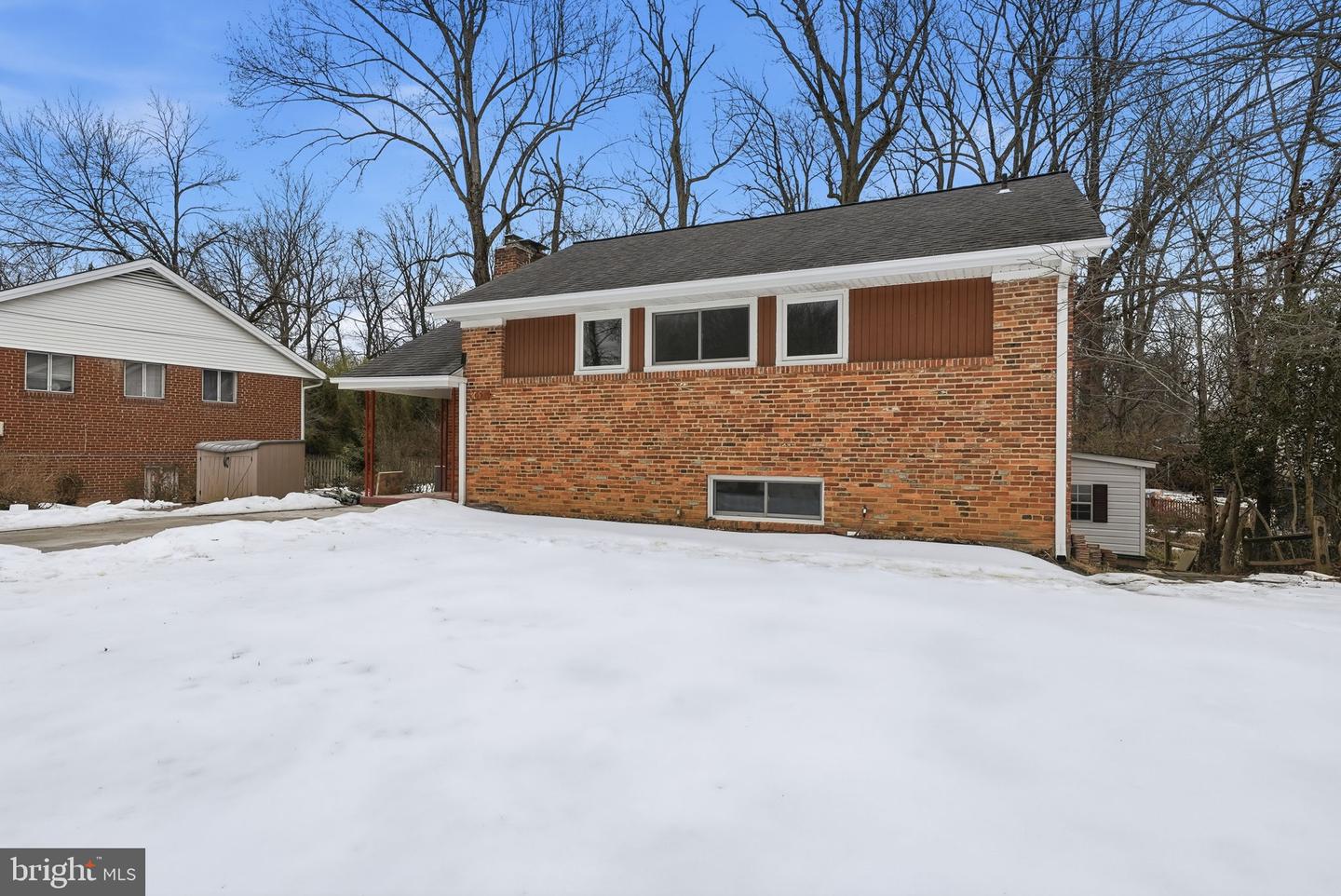 10911 MAPLE ST, FAIRFAX, Virginia 22030, 4 Bedrooms Bedrooms, 10 Rooms Rooms,1 BathroomBathrooms,Residential,For sale,10911 MAPLE ST,VAFC2007100 MLS # VAFC2007100