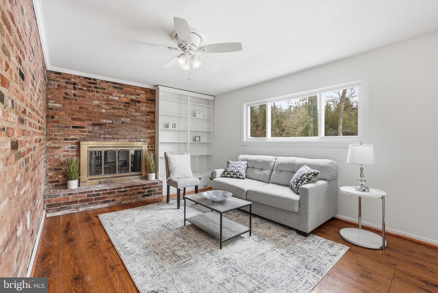 10911 MAPLE ST, FAIRFAX, Virginia 22030, 4 Bedrooms Bedrooms, 10 Rooms Rooms,1 BathroomBathrooms,Residential,For sale,10911 MAPLE ST,VAFC2007100 MLS # VAFC2007100